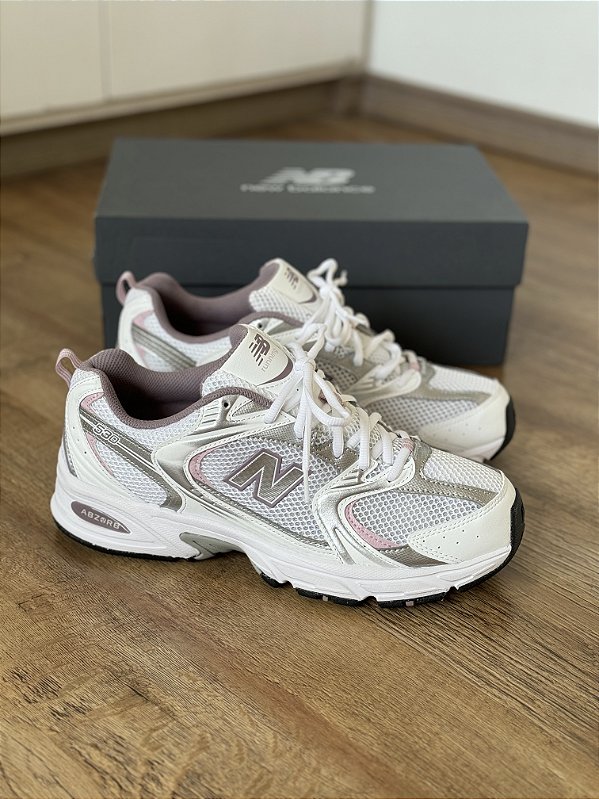 NEW BALANCE 530