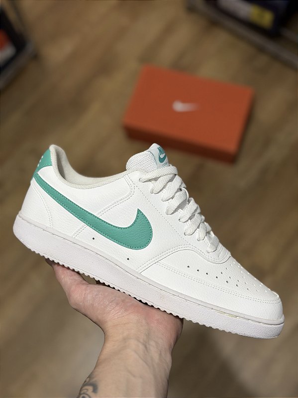 NIKE COURT VISION LOW (White/jade)