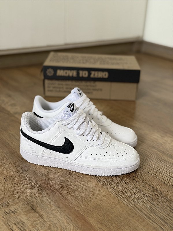NIKE COURT VISION LOW (white/black)
