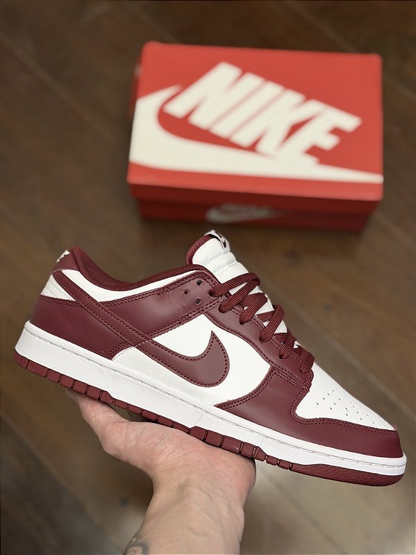 NIKE DUNK LOW RETRO (branco/vinho)