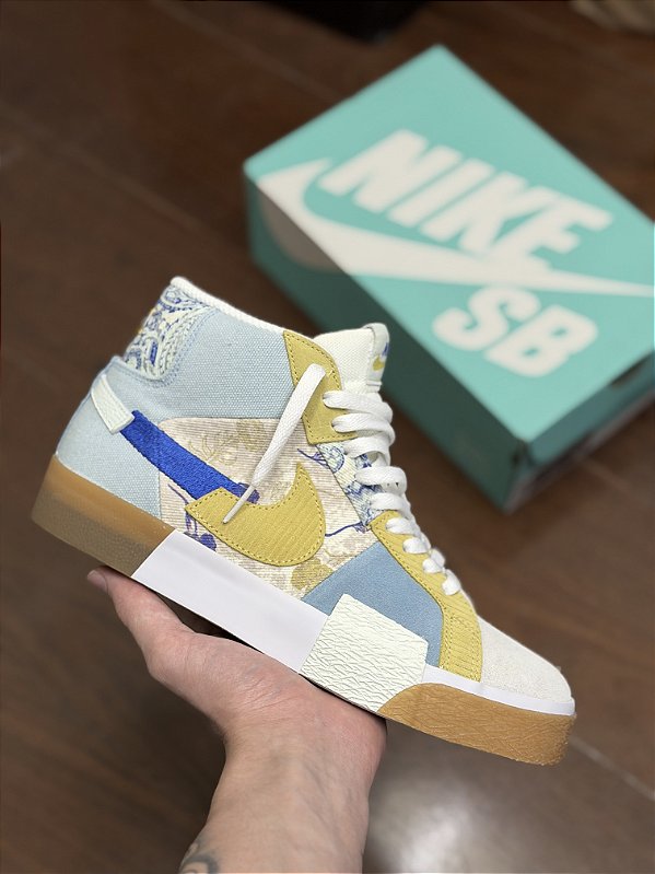 NIKE SB BLAZER MID “Paisley”