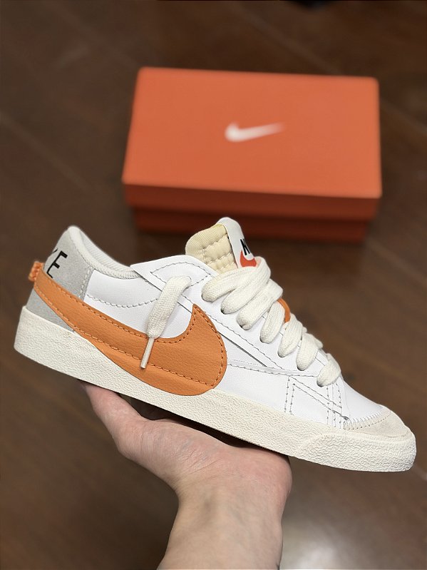NIKE BLAZER ‘77 JUMBO (laranja)