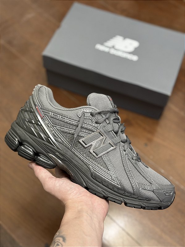 NEW BALANCE 1906R (grafite)