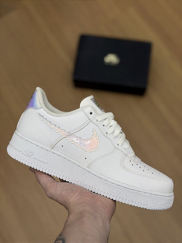 NIKE AIR FORCE 1 “Iridescent Pixel Swoosh”