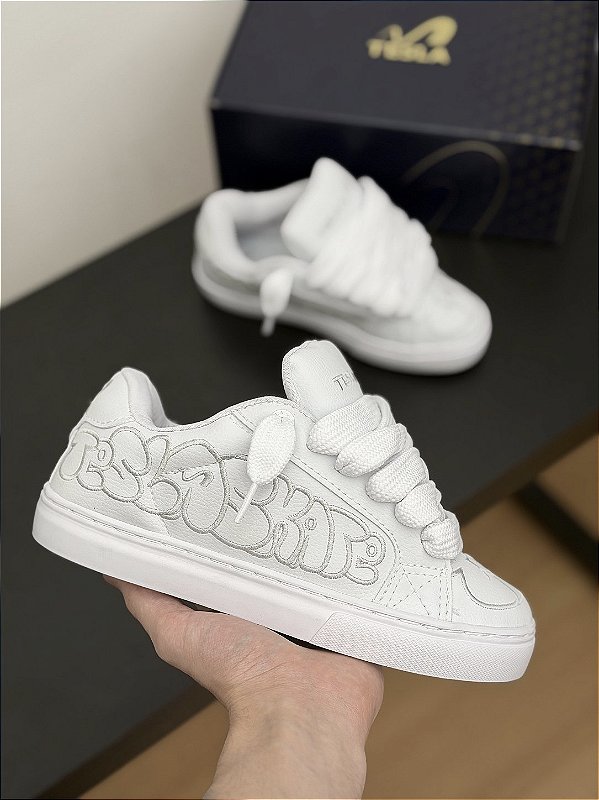 TESLA HERTZ ART (white)