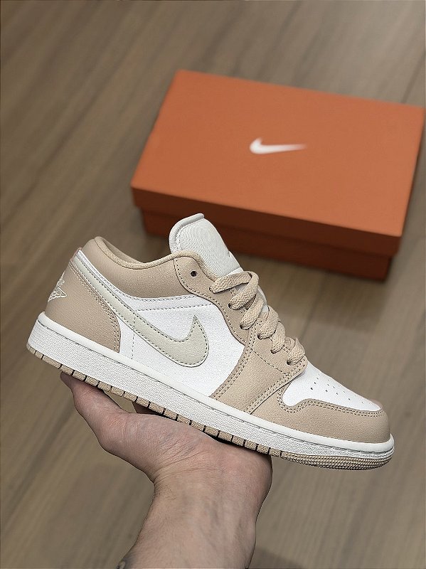 AIR JORDAN 1 LOW “Particle Beige”