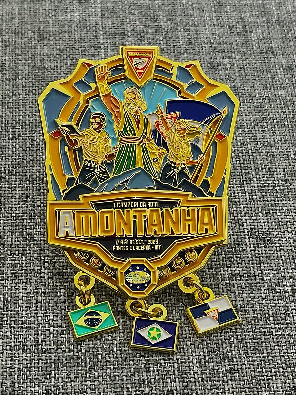 ARGANÉU GIRATÓRIO CAMPORI A MONTANHA COM BANDEIRAS - AOM 2025