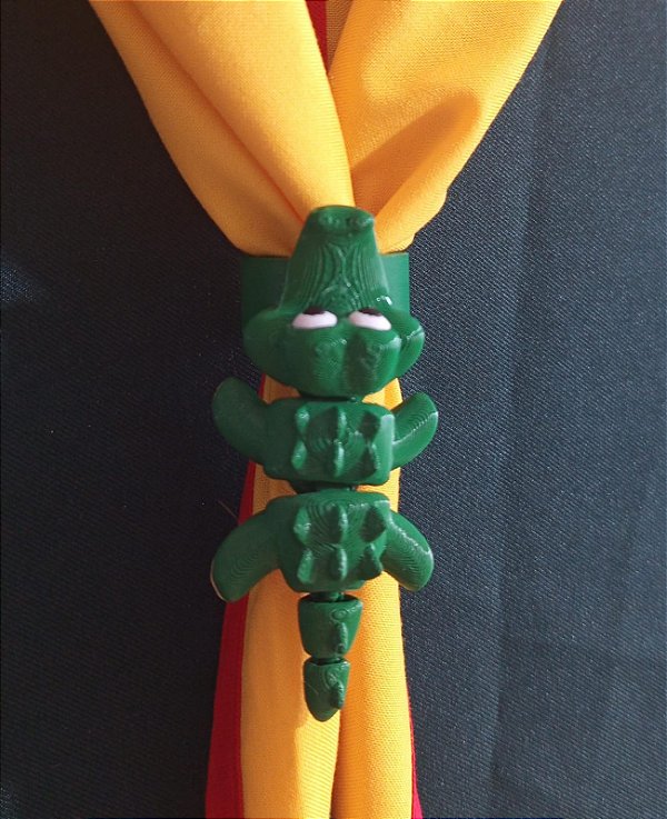 PRENDEDOR 3D JACARÉ