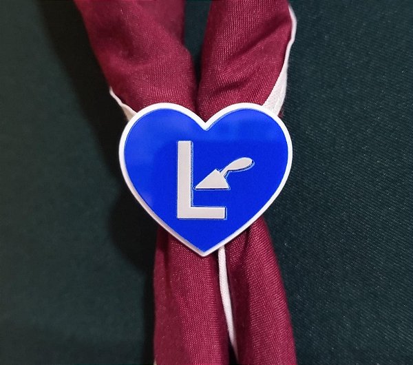 PRENDEDOR ACRÍLICO CORAÇÃO EDIFICADORES