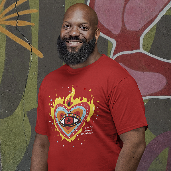 Camiseta Coração Rebeldia