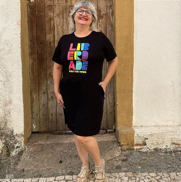 Vestido Básico Curto Liberdade é Não Ter Medo