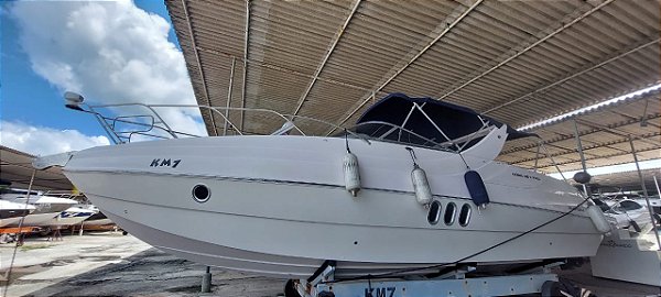 Lancha Coral 36 Full 2x Volvo Penta D3 220hp - 2015