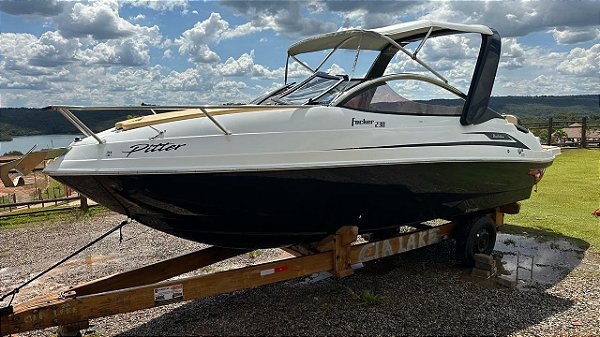 Lancha Focker 230 - Mercury 200HP (2018)