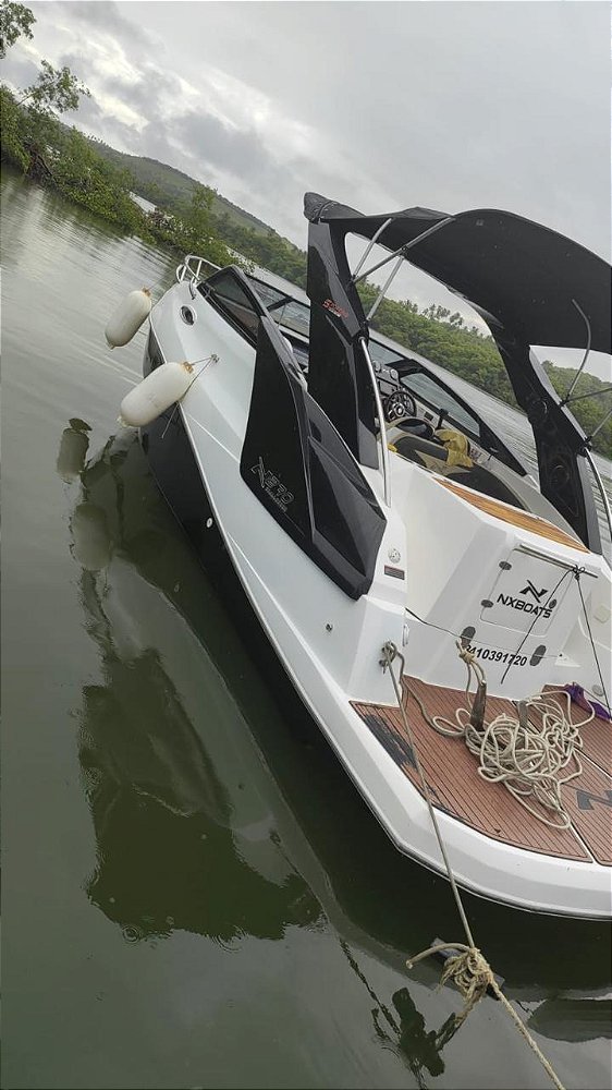 Lancha: NX 260 - Mercruiser 350HP (2020)