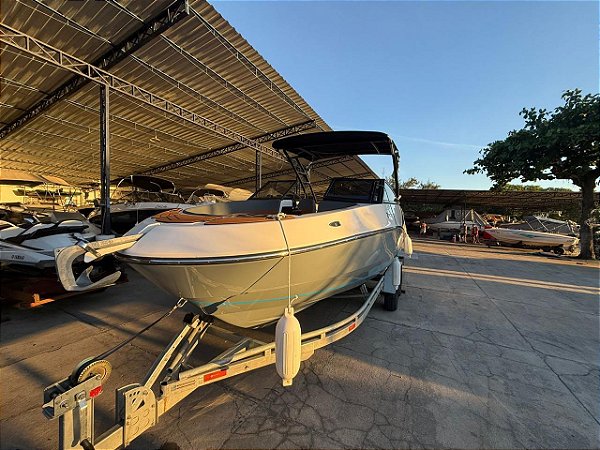 Lancha: ROSS 220 ICON - MERCURY 150 HP POPA 4T (2025)