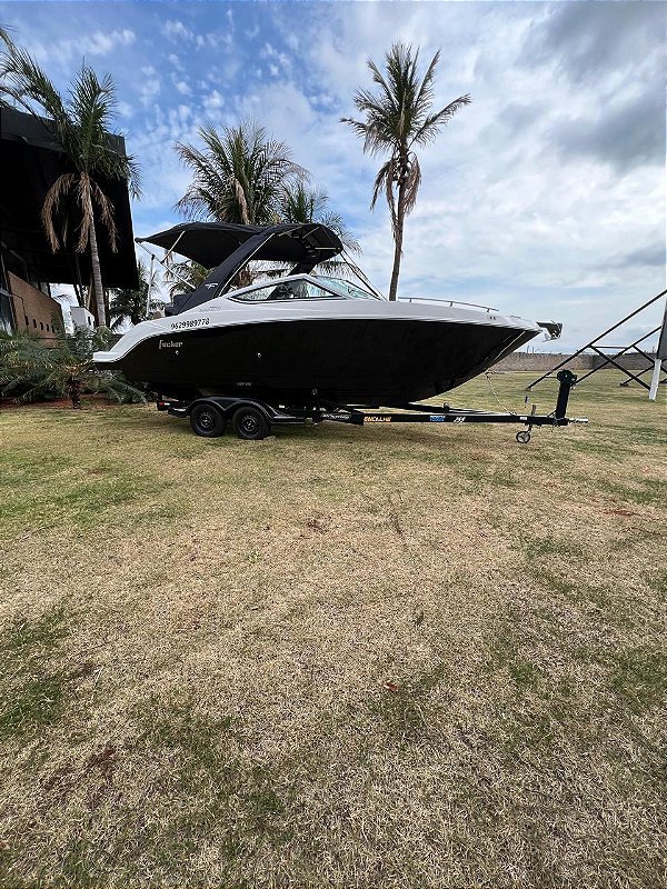 Lancha: FOCKER 255 GTO - 1x Mercruiser 4.5L 250 HP Alphaone (2023)