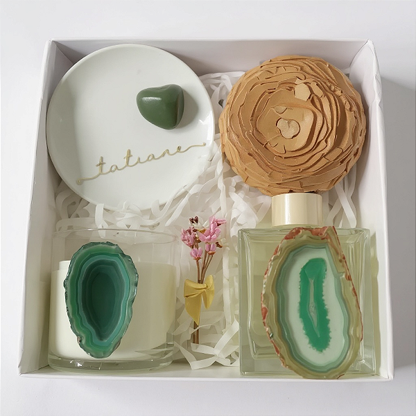 GIFT BOX AROMAS & FLOR | PORTA-JOIAS | VELA AROMA CHÁ BRANCO | AROMATIZADOR