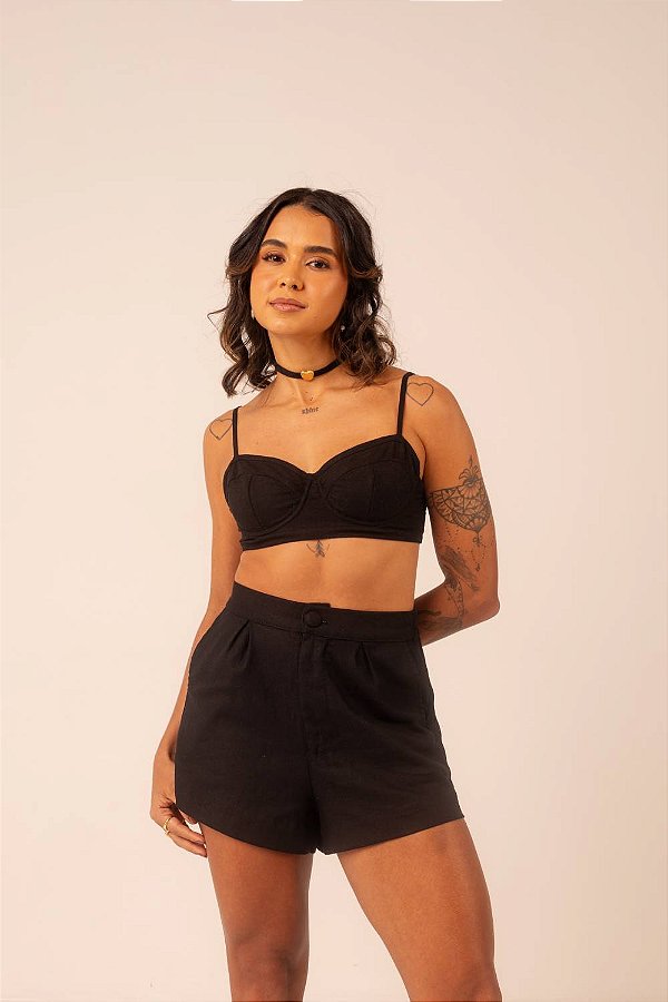 cropped lua preto