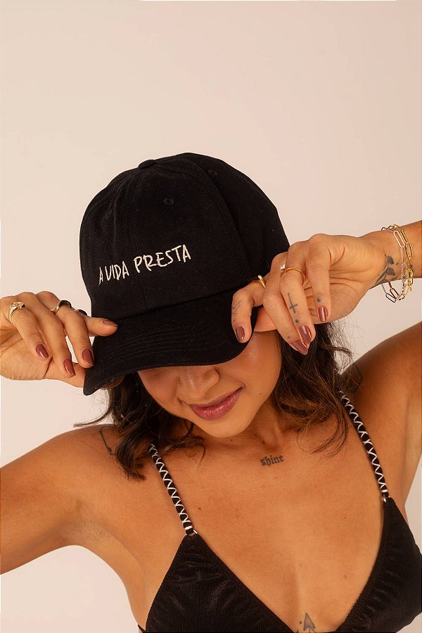 BONE A VIDA PRESTA