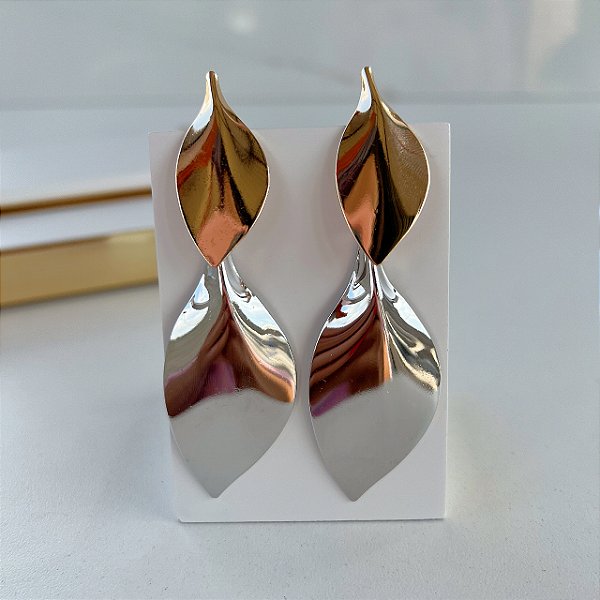 Brinco Bijuteria Dois Banhos Chapeado Folha