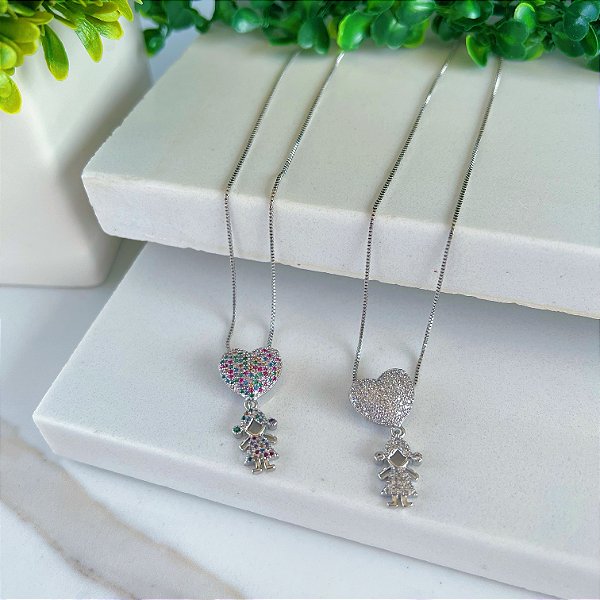 Colares Filha Coração Cravejado Zircônias Folheado