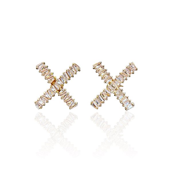 Brinco Folheado Ouro 18k e Prata 925 X Cravejado