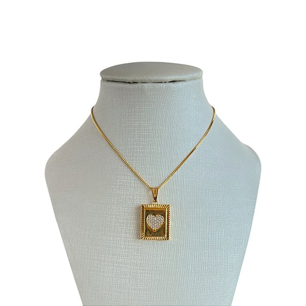 Colar Folheado Ouro 18k Placa Coração Cravejado