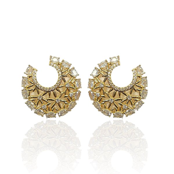 Brinco Folheado Ouro 18k e Prata 925 Argola Flor Cravejada