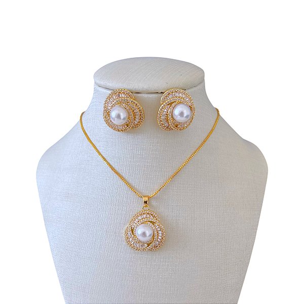Conjunto Folheado Ouro 18k e Prata 925 Flor Cravejada Pérola