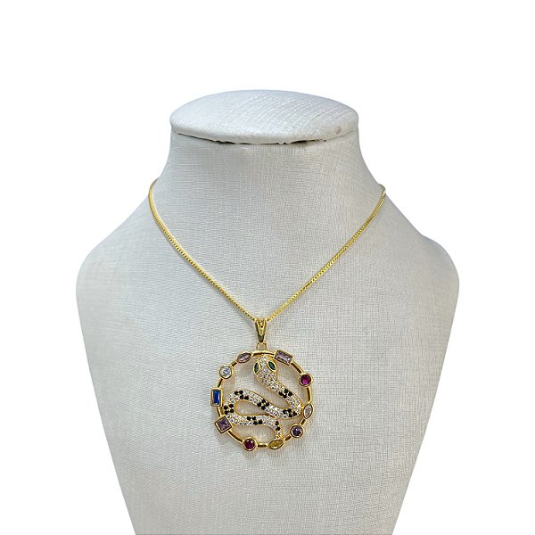 Colar Folheado Ouro 18k Mandala Serpente Cravejada