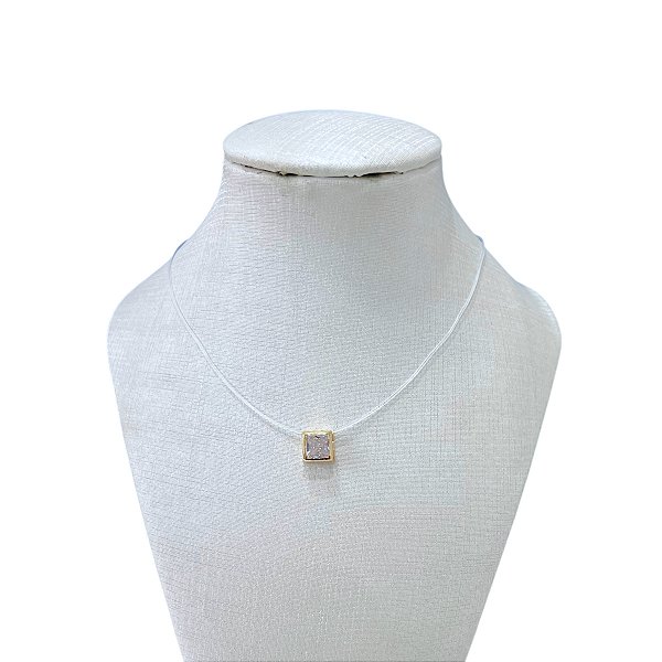 Colar Folheado Ouro 18k e Prata 925 Fio de Silicone Quadrado Passante