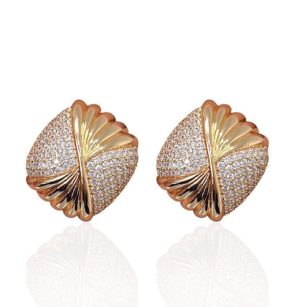 Brinco Folheado Ouro 18k e Prata 925 Triangulo Cravejado