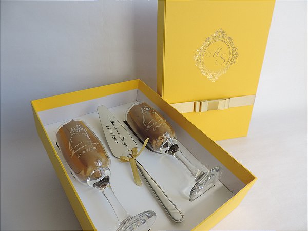 Kit com Espátula Personalizada + Taças de Vidro