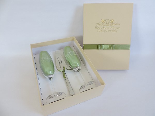 Kit com espátula Personalizada + Taças de Cristal
