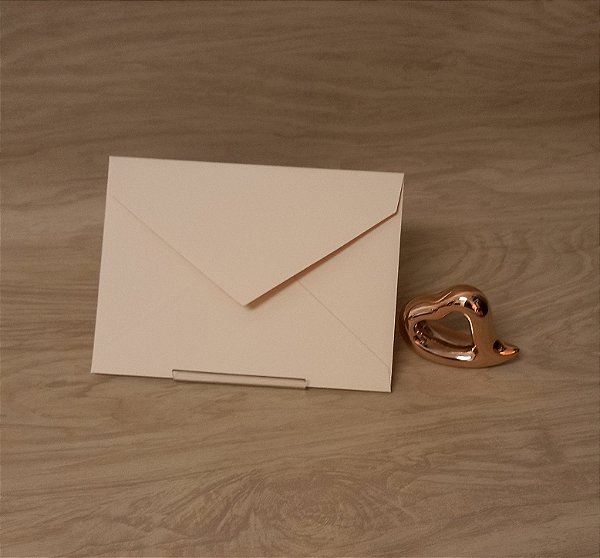 Envelope tradicional em papel Egito