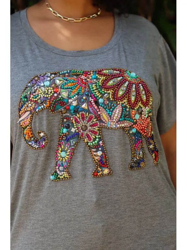 Tshirt plus size bordada a mão - Elefante - do tamanho P ao G5 plus size - cinza