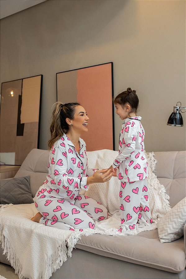 Pijama longo maravilhoso mãe e filha - coraçãozinho