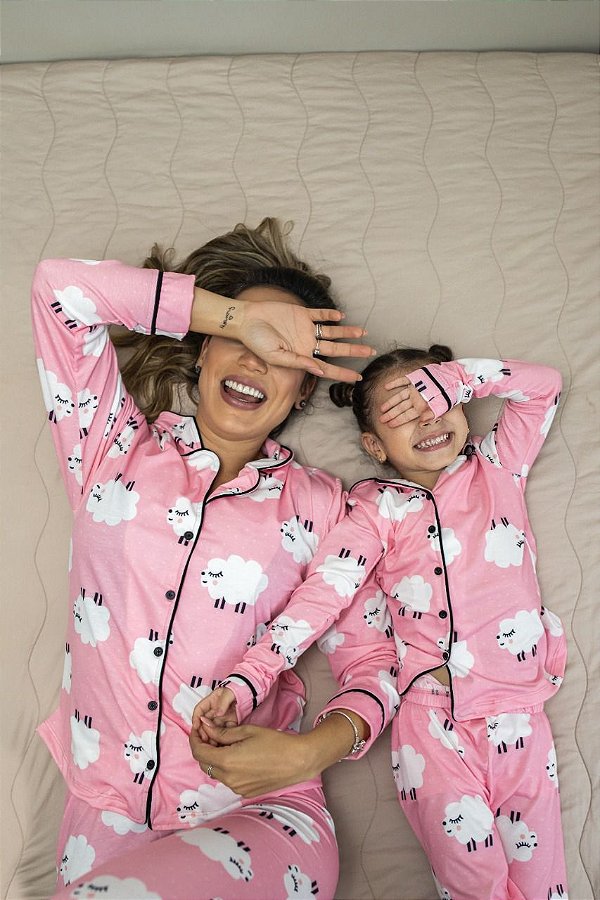 Pijama longo maravilhoso mãe e filha - carneirinhos