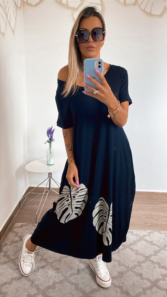 Vestido longo em malha folhagens na cor Preta - Madame Ninna - loja online  de confeccções femininas