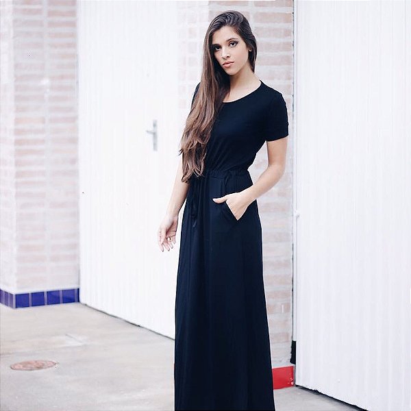 Vestido black com manga e cordão