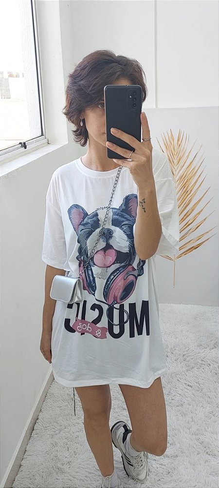 T-shirt  Music and dog maxi off white - tamanho unico - veste manequim do 38 ao 46