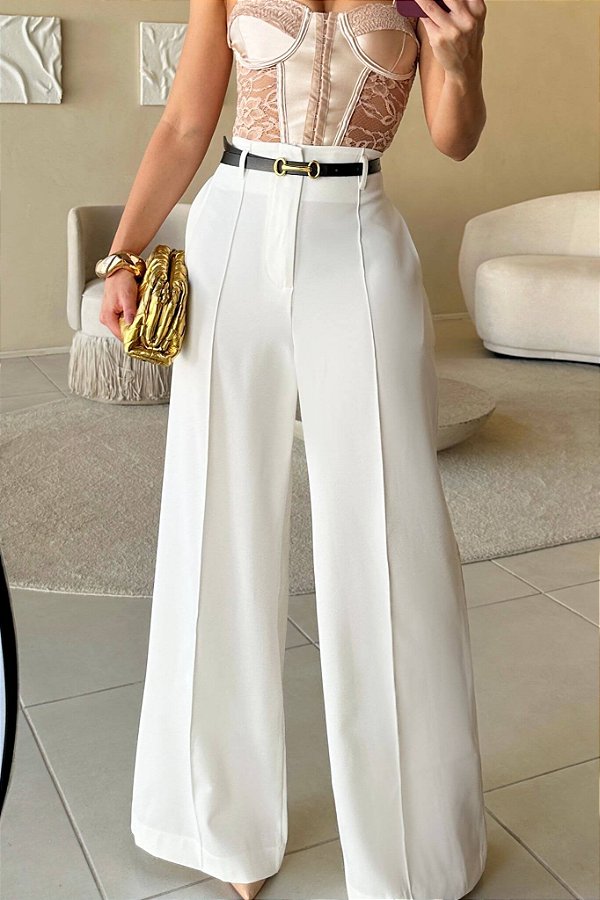Calça Pantalona Alfaiataria Isa com Cinto - Off White