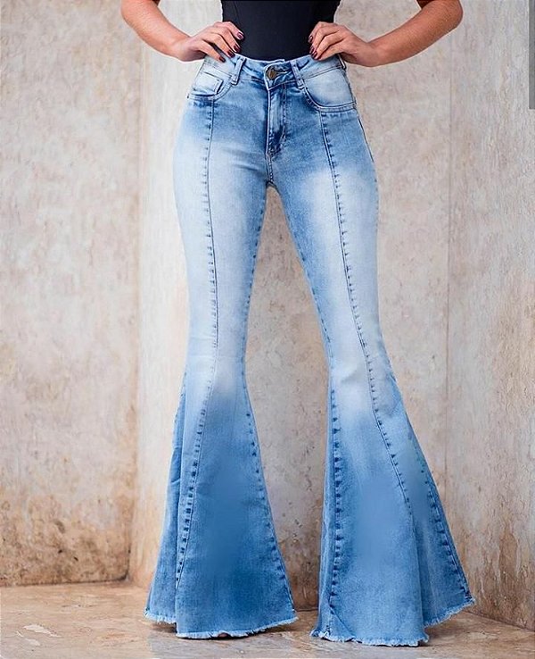 Calça jeans maxi flare - lavagem clara