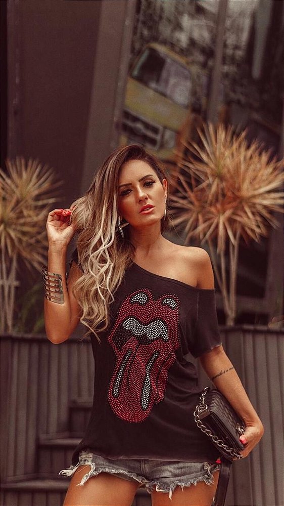 Blusa ombro caído com pedraria Rolling stones - Madame Ninna - loja online  de confeccções femininas