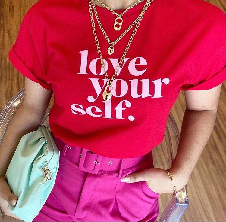 Tshirt Love Yourself - Vermelha