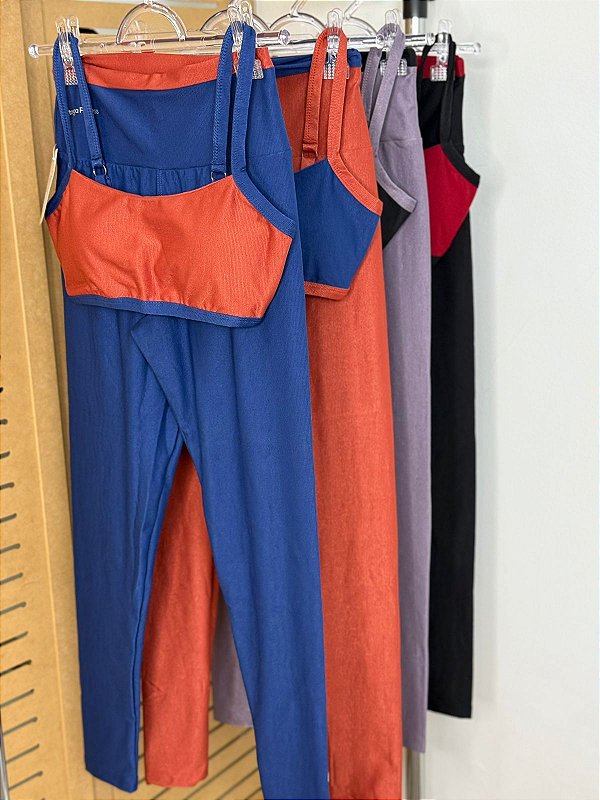 Conjunto de calça canelado top aberto