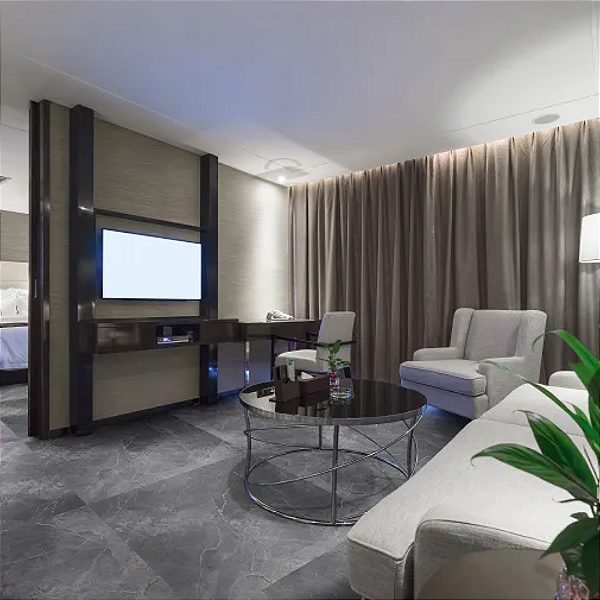 Piso Vinílico Tarkett 2,5mm Essence 30 Cor Basalto Placas 920X920mm (Caixa com 4,23m2)