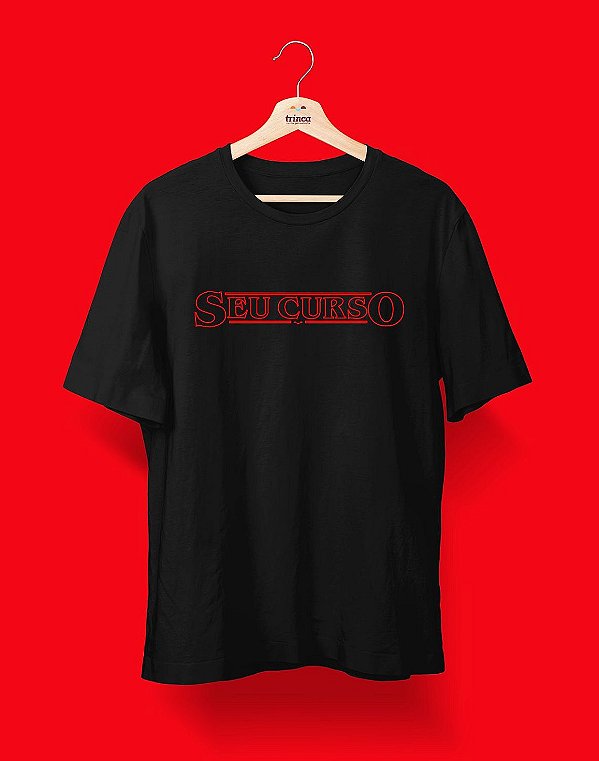 Camiseta Universitária - Todos (Personalizáveis) - Stranger Things - Basic