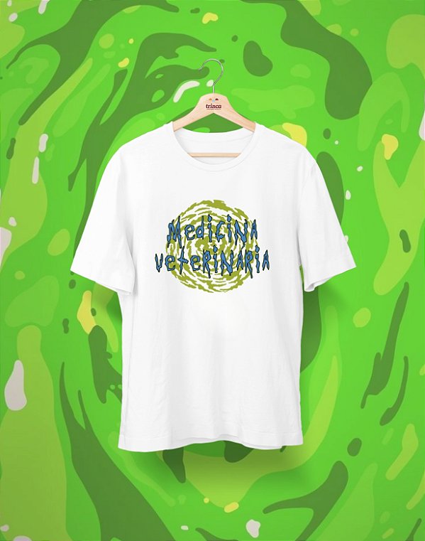 Camisa Universitária - Medicina Veterinária - Coleção Rick and Morty - Basic