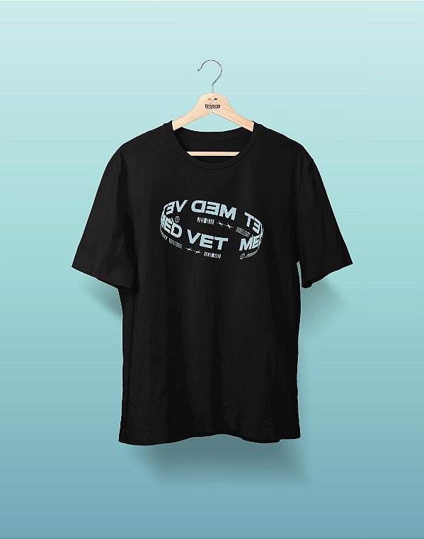 Camisa Universitária - Medicina Veterinária - Holograma - Basic